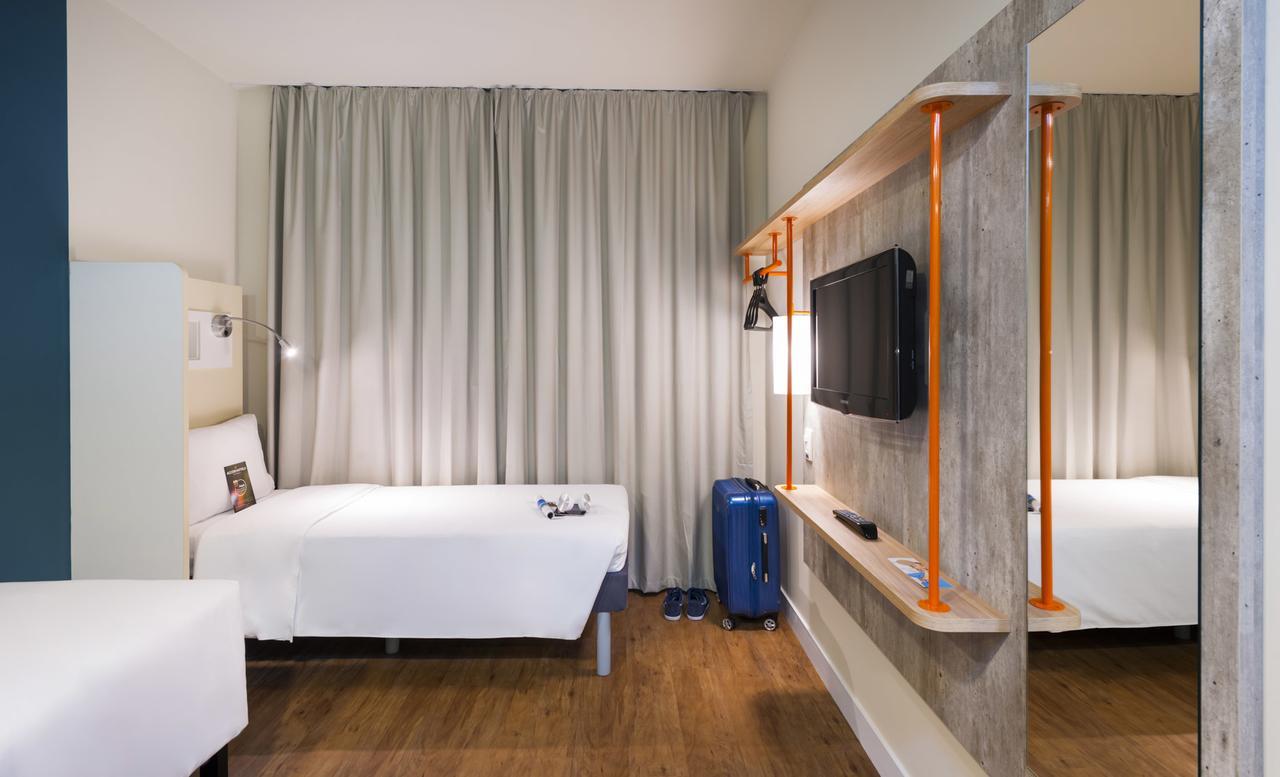 ibis budget Navegantes Itajaí Buitenkant foto
