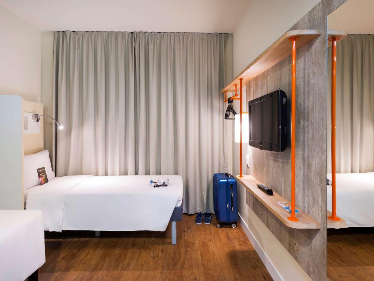 ibis budget Navegantes Itajaí Buitenkant foto